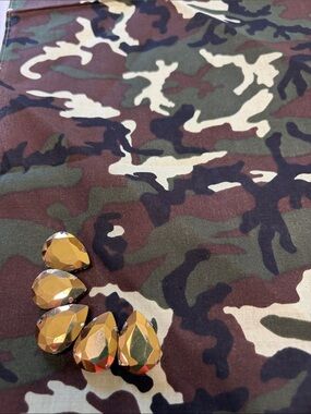 BNWT Camouflage Bandanna Faux Gold Jewel Accent